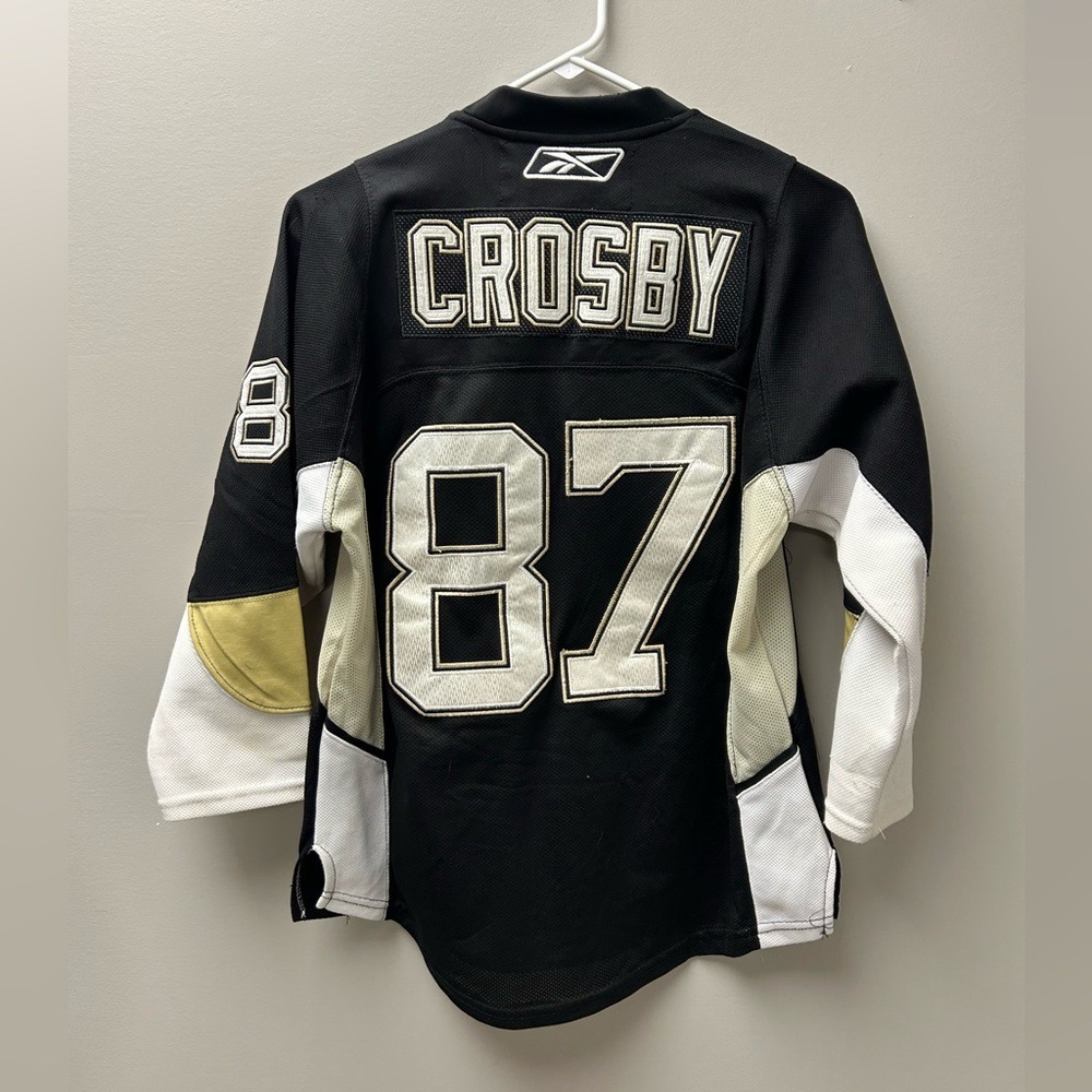 Reebok Youth Pittsburgh Penguins Sidney Crosby #87 Jersey - Picture 3 of 5